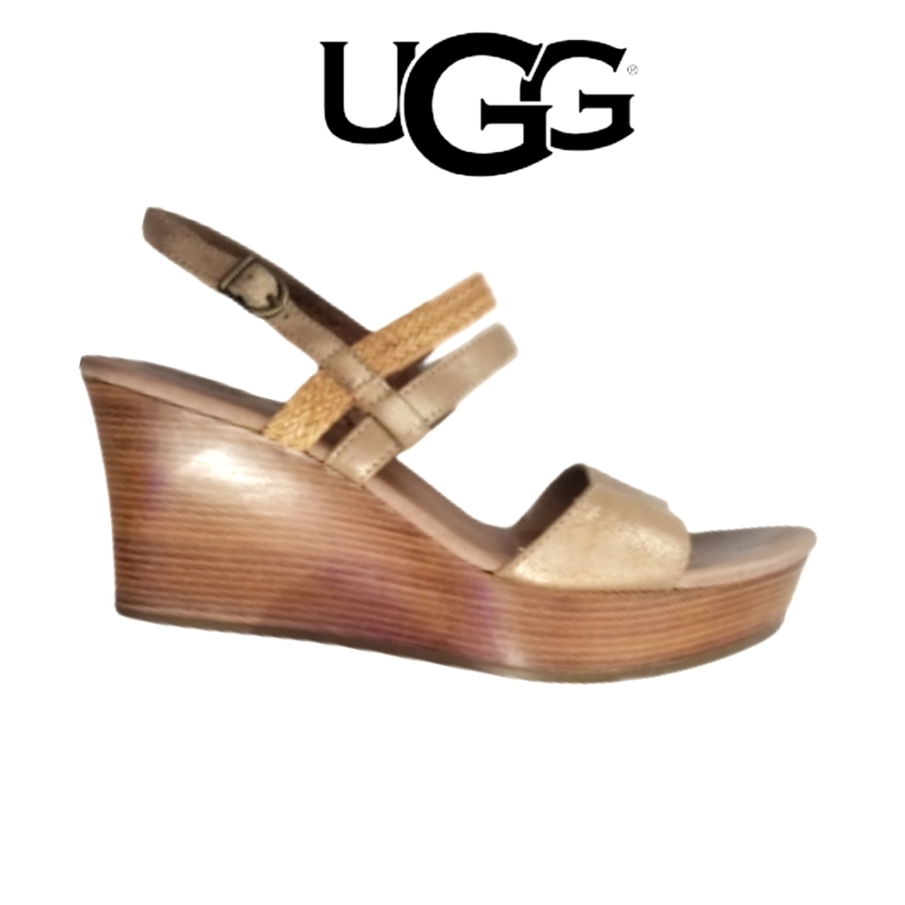 UGG Leather Platform Wedge Sandals Size 7 tan open toe wooden heel